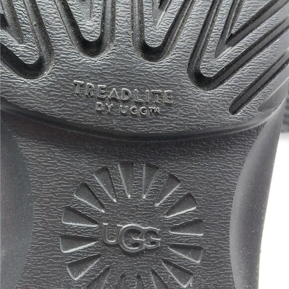 UGG Womens Boots Size 6 Black Suede Shearling Fur Lined Winter Ankle Lace Up New - Picture 9 of 12